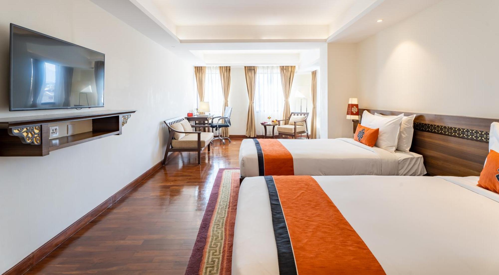 Ramada By Wyndham Kathmandu Dhumbarahi Hotel Ngoại thất bức ảnh