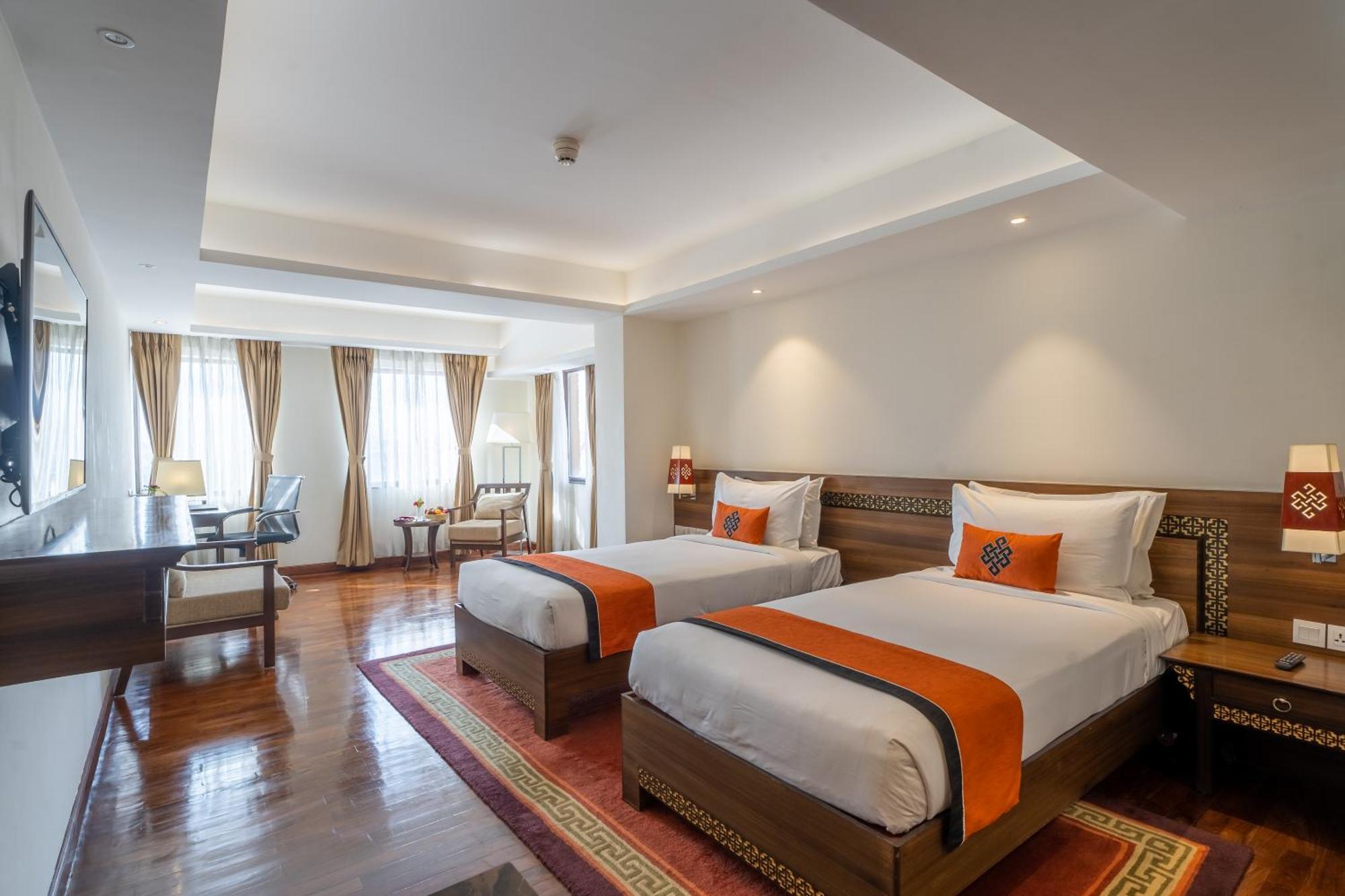 Ramada By Wyndham Kathmandu Dhumbarahi Hotel Ngoại thất bức ảnh