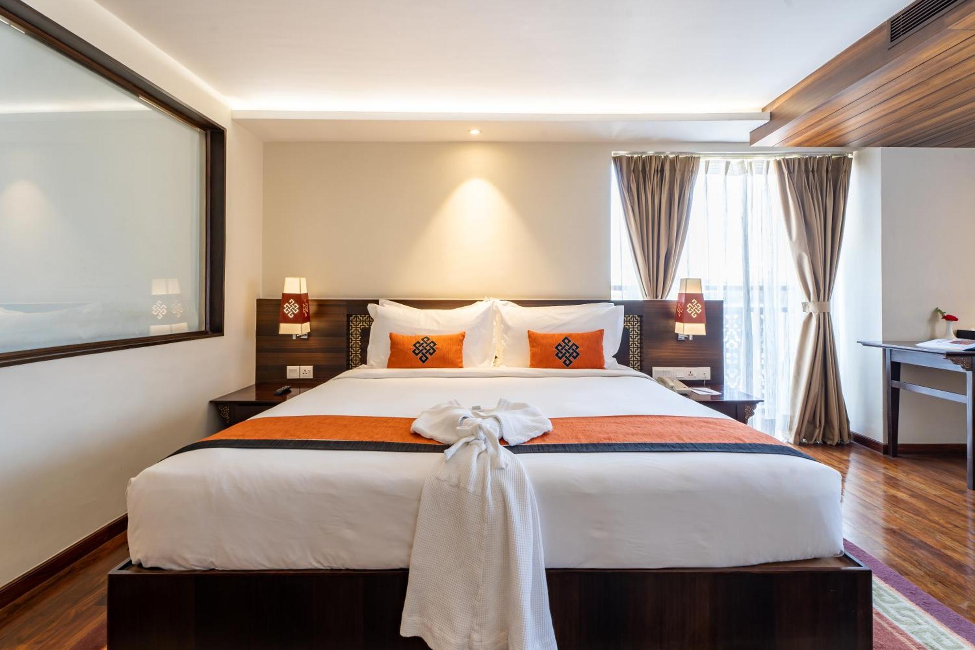 Ramada By Wyndham Kathmandu Dhumbarahi Hotel Ngoại thất bức ảnh