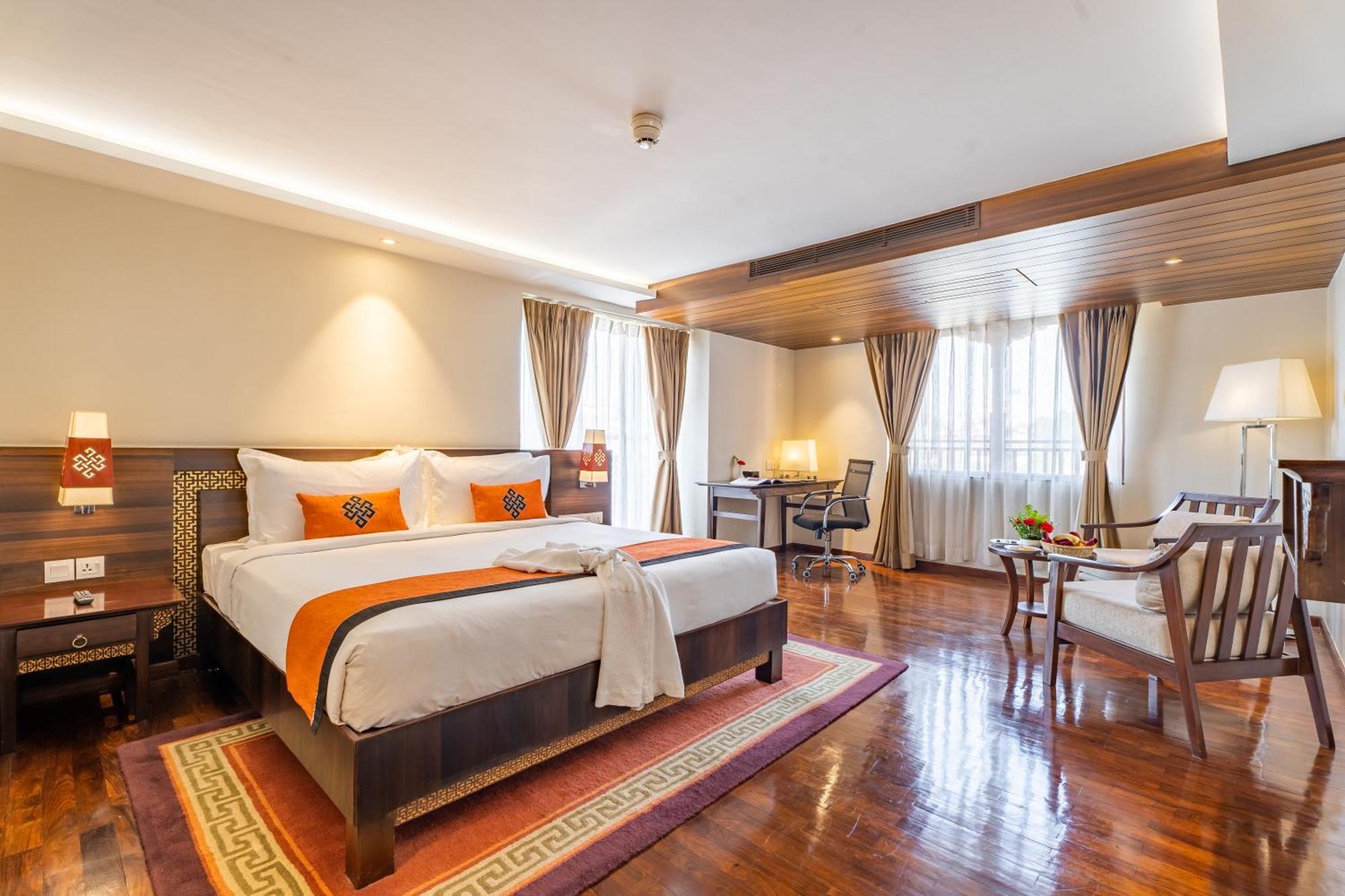 Ramada By Wyndham Kathmandu Dhumbarahi Hotel Ngoại thất bức ảnh