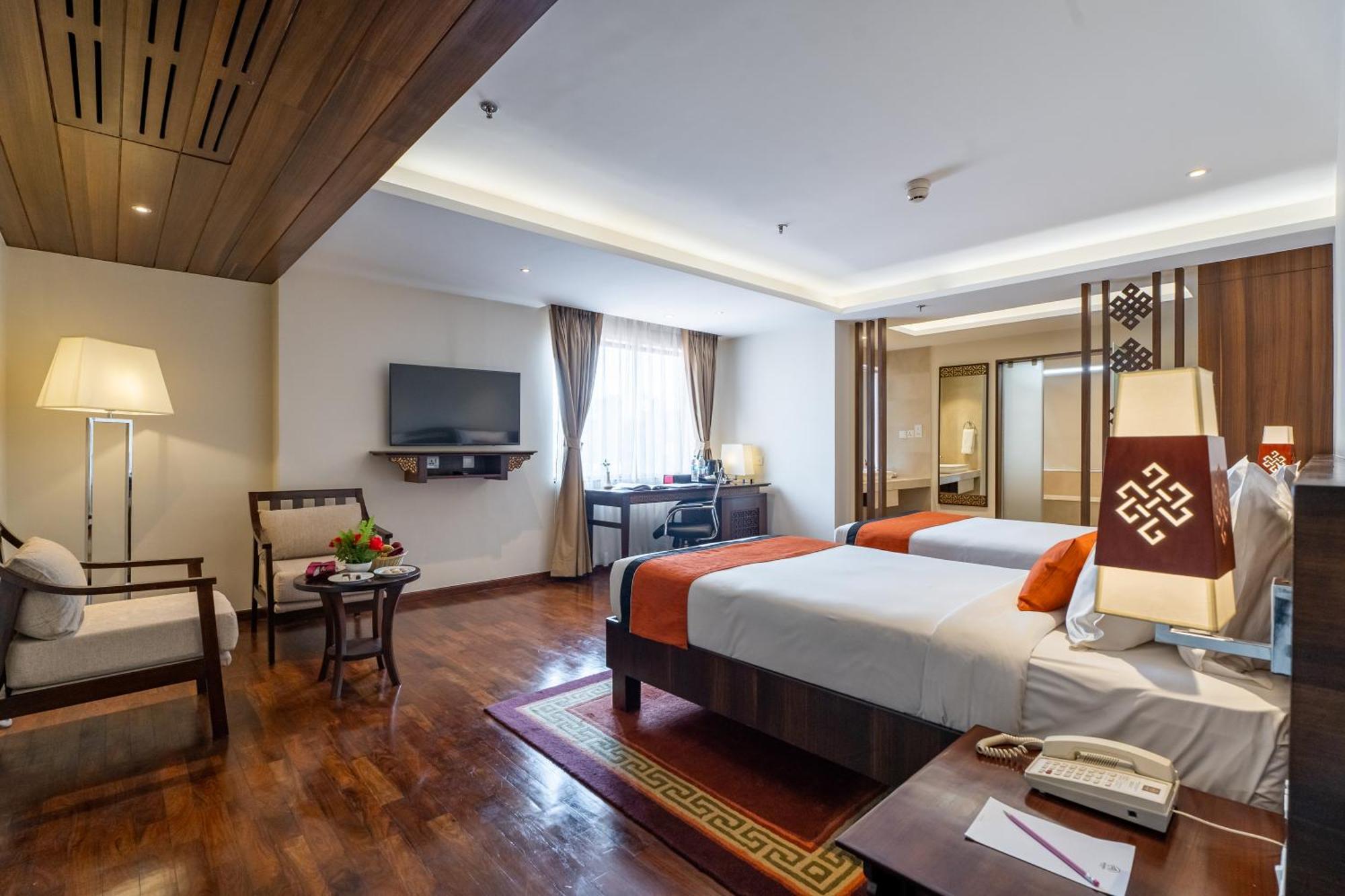 Ramada By Wyndham Kathmandu Dhumbarahi Hotel Ngoại thất bức ảnh