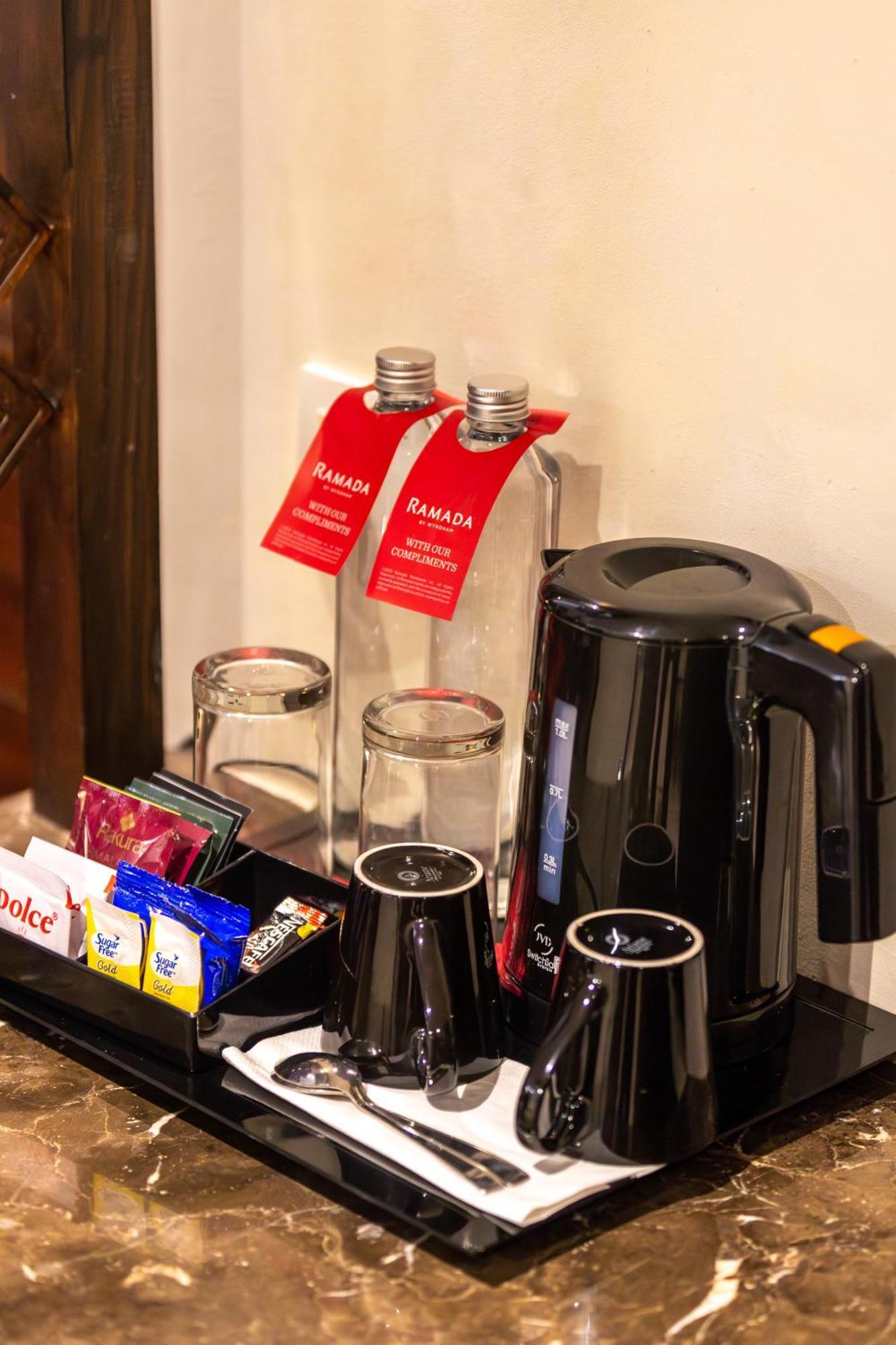 Ramada By Wyndham Kathmandu Dhumbarahi Hotel Ngoại thất bức ảnh