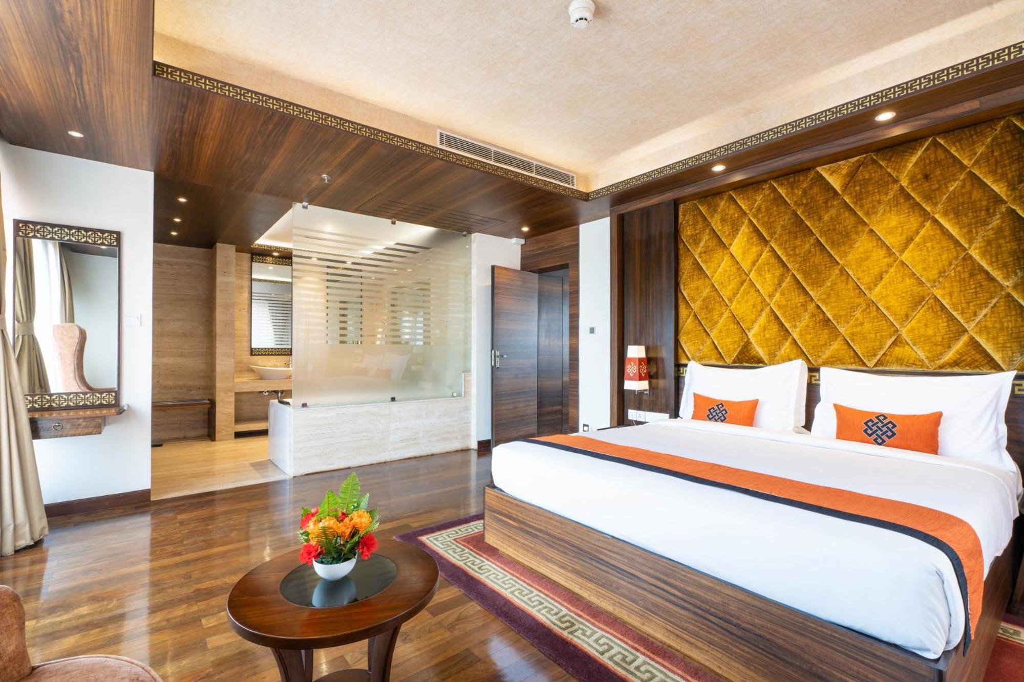 Ramada By Wyndham Kathmandu Dhumbarahi Hotel Ngoại thất bức ảnh