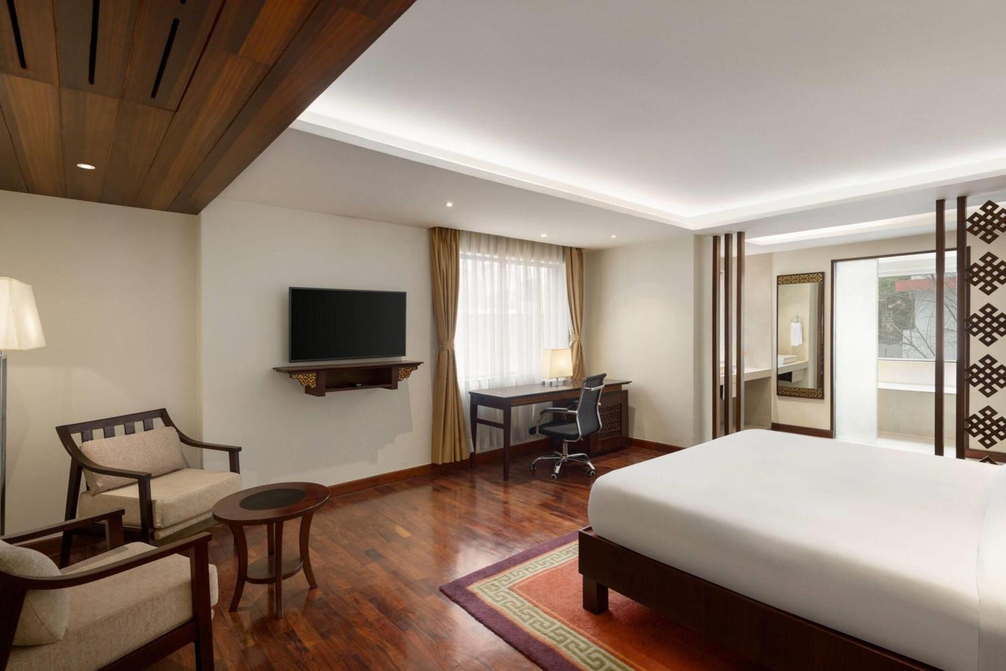 Ramada By Wyndham Kathmandu Dhumbarahi Hotel Ngoại thất bức ảnh