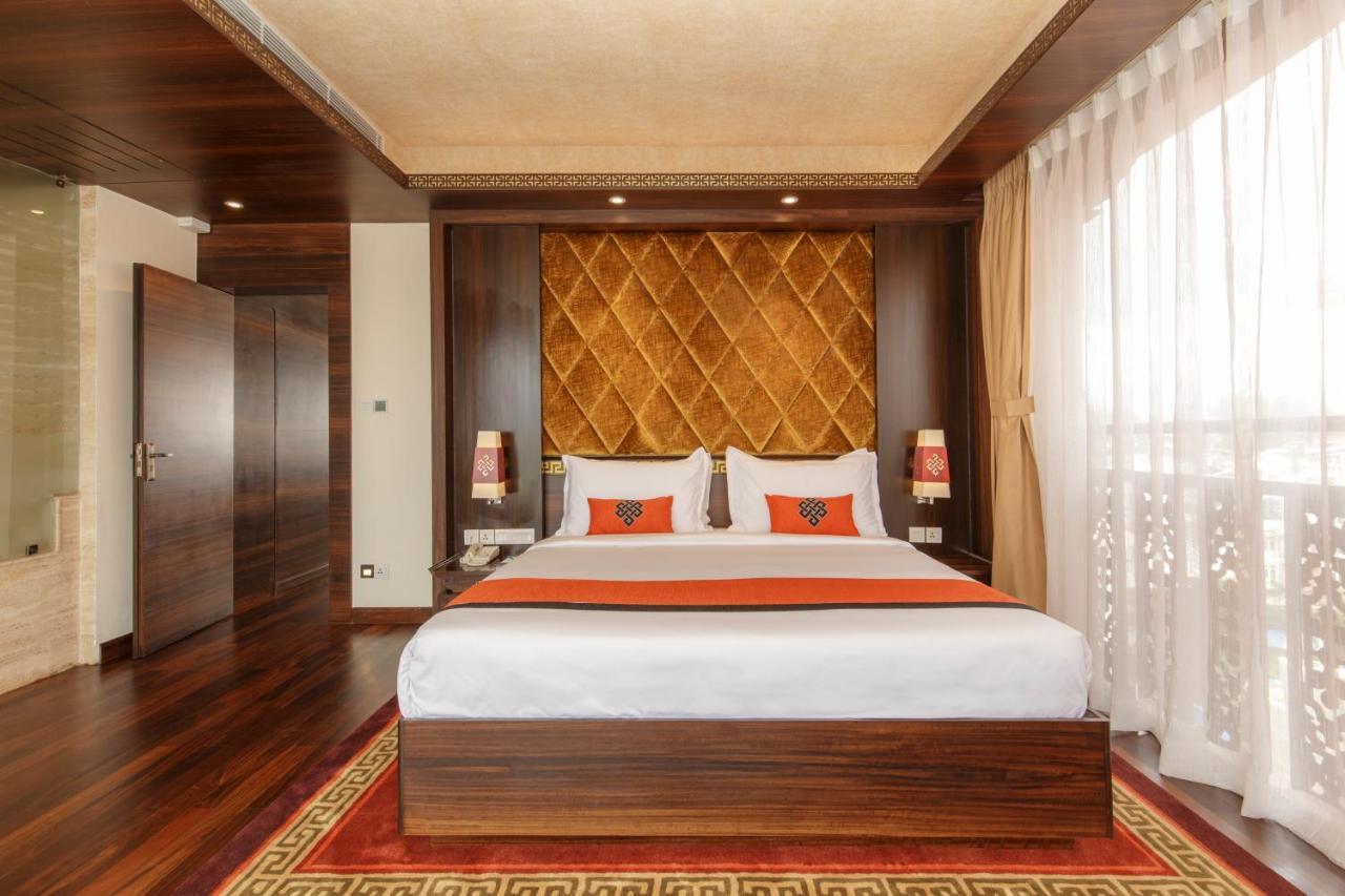Ramada By Wyndham Kathmandu Dhumbarahi Hotel Ngoại thất bức ảnh